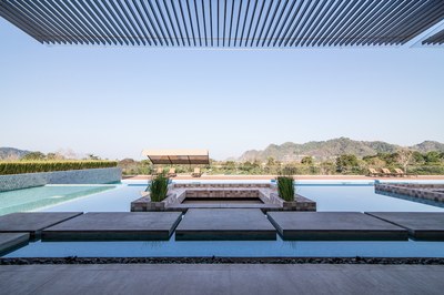 Infinity Pool in Modern Gated Luxury Community