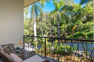 Tropical gardens - Luxury Condos for sale in Manuel Antonio in Puntarenas, Costa Rica