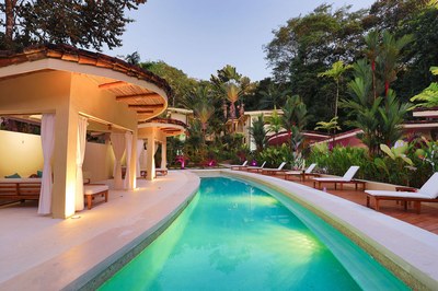 Community area - Luxury Condos for sale in Manuel Antonio exclusive community in Puntarenas, Costa Rica
