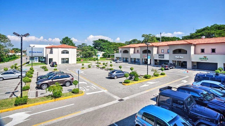 Business premises for rent in Brasil de Santa Ana Costa Rica