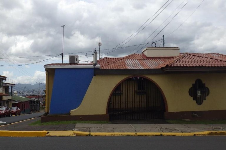 Mixed Use Building For Sale in Heredia