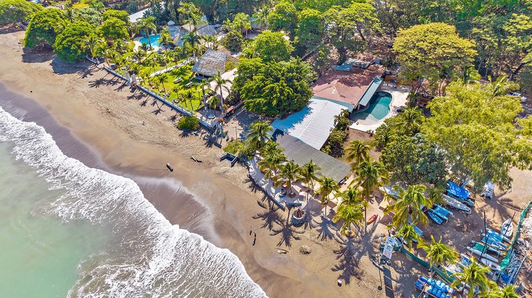 Costa Rica Sailing Center: Commercial Opportunity! Restaurant, Sailing Center  and Shop  for sale in Playa Potrero !
