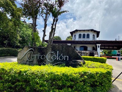 Venta Lote Condominio de Lujo Cerro Colon Cuidad Colon Costa Rica