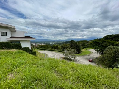 Venta Lote en Condominio de Lujo Cerro Colon Cuidad Colon Costa Rica
