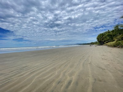 Venta Lote Cerca del Mar Playa Costa de Oro Guanacaste Costa Rica