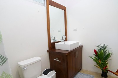 Casa Cedro - Costa Rica Beach Rental Guanacaste 2 bedroom for rent in gated community Bathroom.JPG