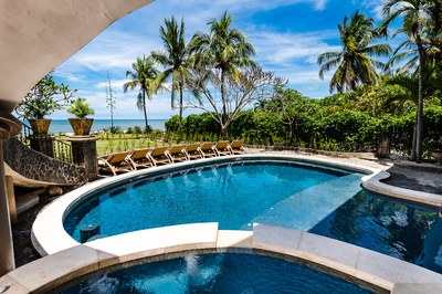 Pool, Jacuzzi and Lounging Area of Luxury 9 Bedroom Oceanfront Residence in Guanacaste, Costa Rica