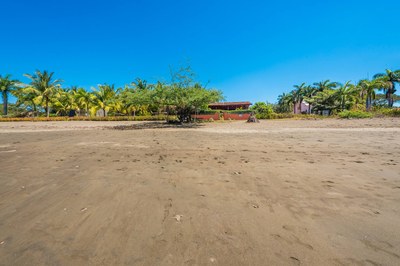 Beach of Ocean View and Ocean Access Villa on Playa Potrero, Guanacaste