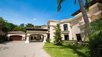 Exterior of Amazing 6 Bedroom Luxury  Oceanfront Villa directly on Flamingo Beach 