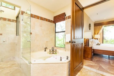Bathroom of Ocean View 4 Bedroom Villa with Pool in Pacific Heights, Potrero