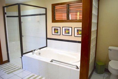 Casa Tigre for Rent-Master Bathroom