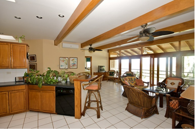 Casa Tigre for rent- Beautiful and Spacious living room