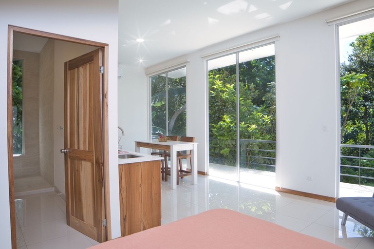 Cedro 3 - Riverside: Contemporary Modern 1 Bed 1 Bath Residence for Rent in Surfside / Playa Potrero