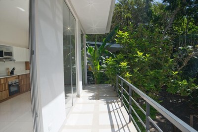 Guana Jungle- Beautiful balcony with forest views