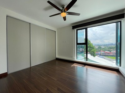 Alquiler apartamento en Escazu nuevo y moderno vista a las montañas Costa Rica
