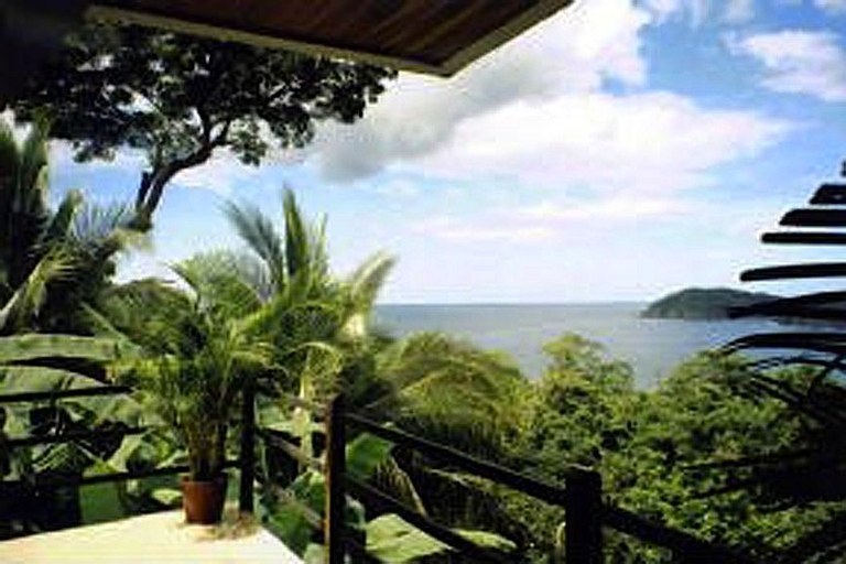 Casa Leon: Vacation Rental on Flamingo Costa Rica's Beautiful South Ridge