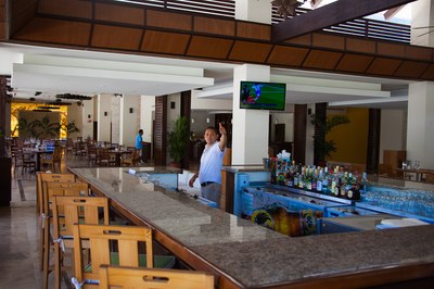 Las Catalinas Bar & Restaurant