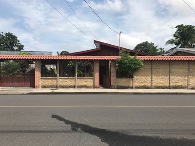 House in Liberia (3).jpg