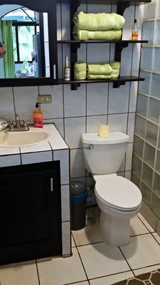 Casita Bathroom.jpg