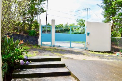 Venta de Casa Contemporanea en San Isidro de Heredia Domus Verum Bienes Raices 012.jpg