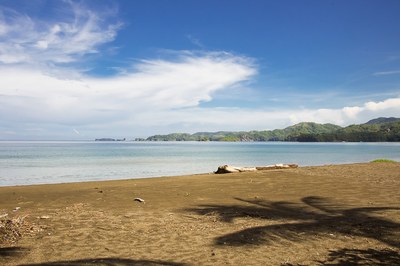 KRAIN_Playa Tamarindo_Beach
