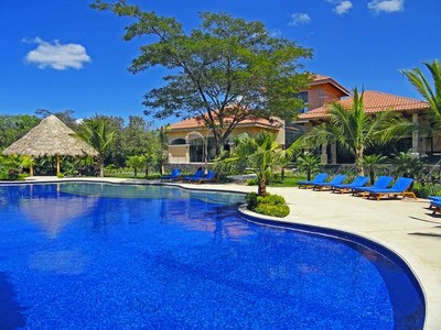 Coco Bay Estates Club House Pool