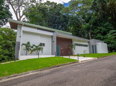 Main entrance. Rainforest dream house for sale in Costa Rica Near the Coast