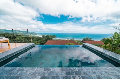 la-loon-luxury-ocean-view-suites-santa-teresa-4.jpg