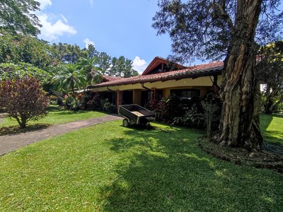 Club Hacienda Los Reyes 