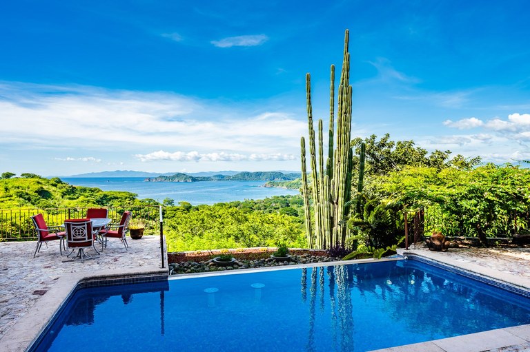 Twin Angels of the Sea: Stunning Ocean View Home in Playa Hermosa
