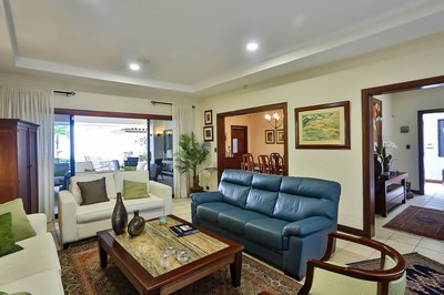 escazu-luxury-4-bedroom-villa-condominium-aracari-11.jpg