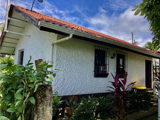 House For Sale in Parrita