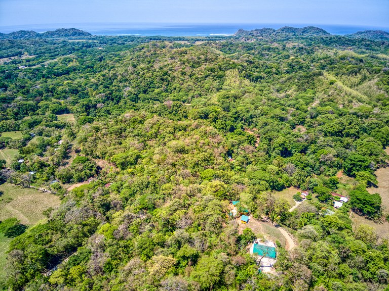 Casa Jungle Hilltop: Beautiful property in the hills of San Fernando de Samara on the Paved Road