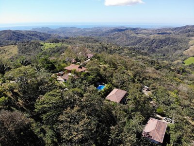 3-Ocean and mountain view lodge for sale Costa Rica.JPG