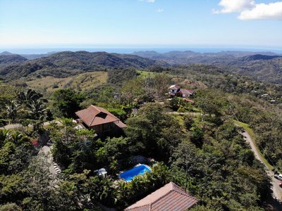 4-Ocean and mountain view lodge for sale Costa Rica.JPG