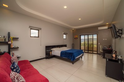 Sale-house-luxury-Hacienda-Los-Reyes-Costa-Rica-bedroom-3.JPG