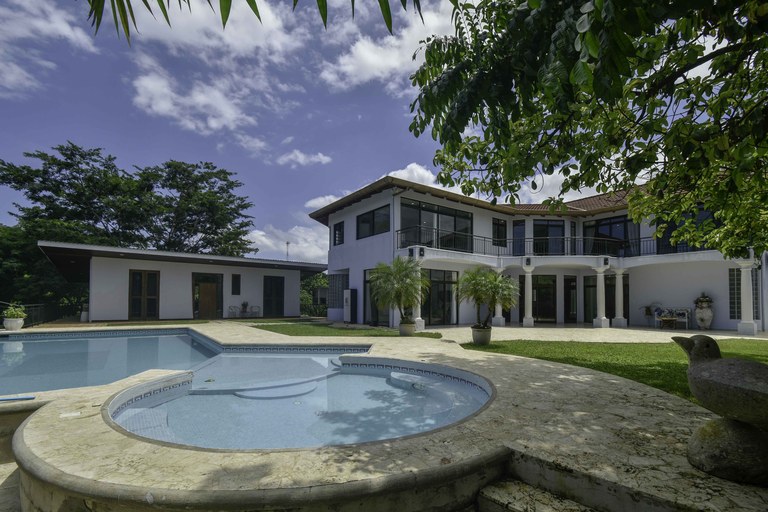 Casa Carolina Luxury Home: Near the Coast House For Sale in Sámara