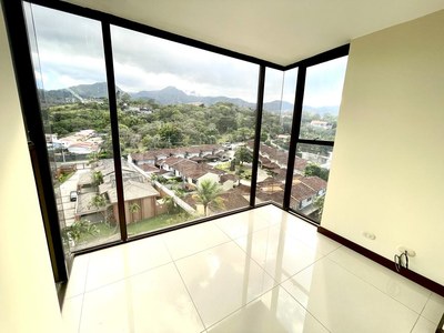 Venta apartamento Escazu Bello Horizonte vista a las montañas Costa Rica