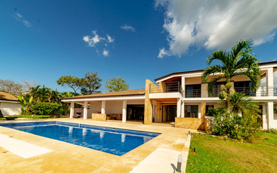 Luxury Home Turrubares Costa Rica.png