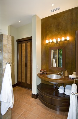 23 Villa Paraiso Guest Suite 5_Bathroom.jpg