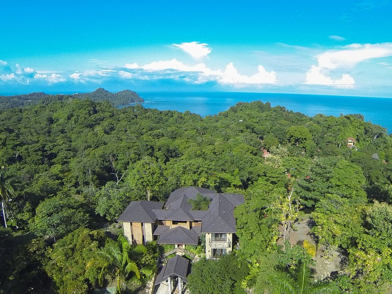 Villa Paraiso: Iconic Luxury Home in Manuel Antonio, Costa Rica
